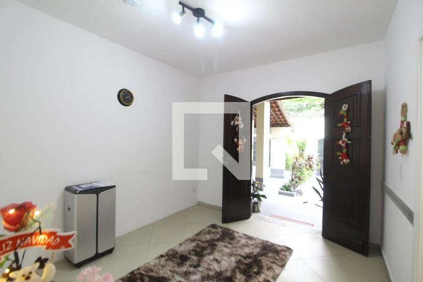 Casa de 3 dormitorios, 1 con baño propio, 545 m² — photo 30