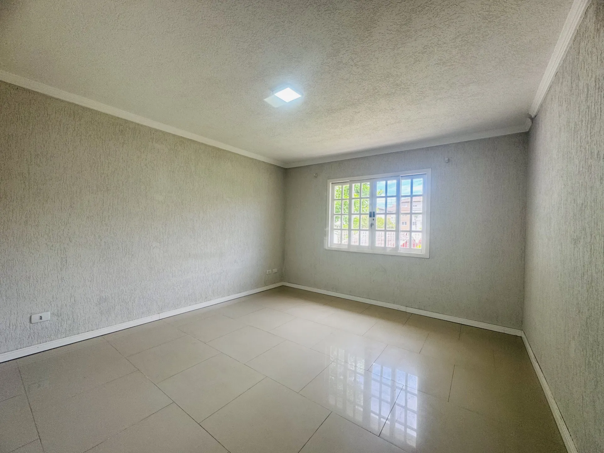2-bedroom, 80 m² house in Curitiba — photo 9