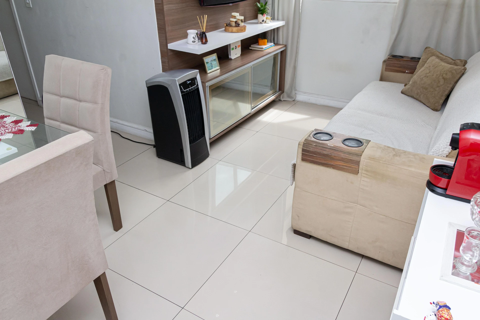 Apartamento mobiliado de 2 quartos em condomínio com piscina — photo 6