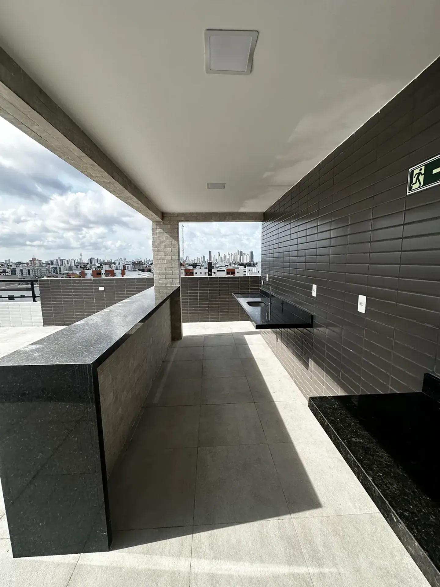 3-bedroom apartment, 1 with its own bathroom, 72 m² — photo 5