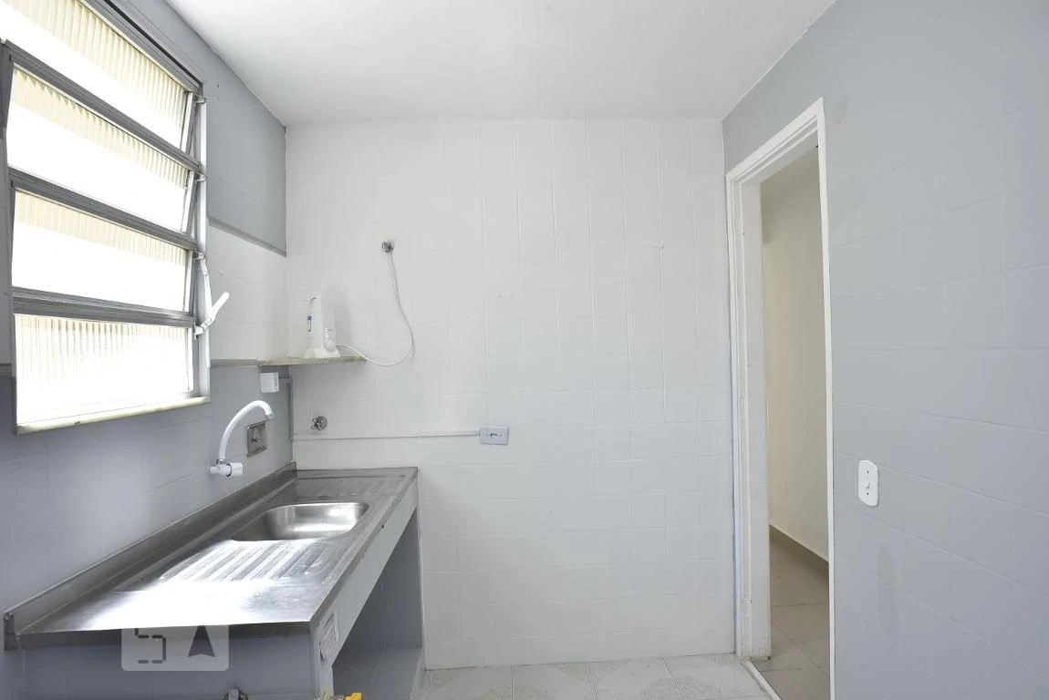 2-bedroom apartment with a washing machine — photo 25