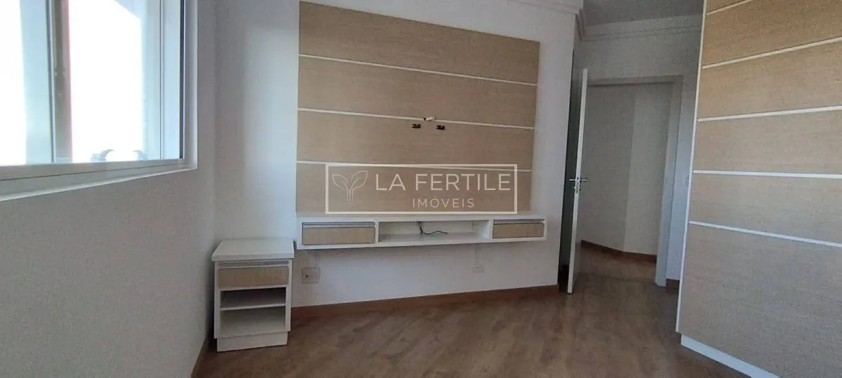 Apartment with 4 bedrooms and 5 bathrooms over 189 m² — photo 2