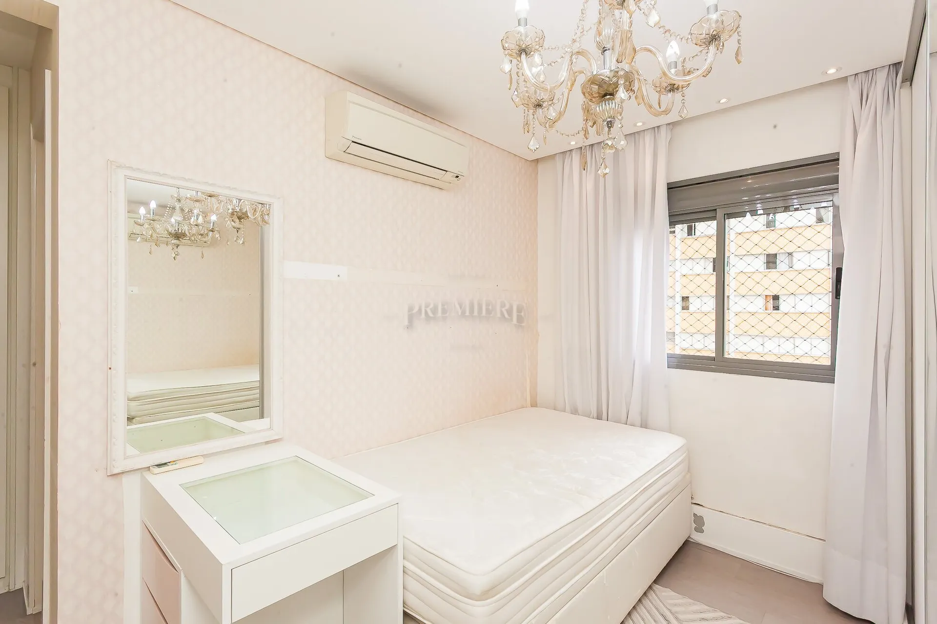 Furnished apartment with 3 suites and 2 parking spaces — photo 25