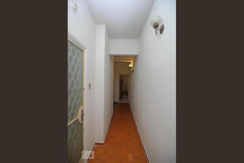 Unfurnished 2-bedroom apartment with 1 bathroom — photo 38