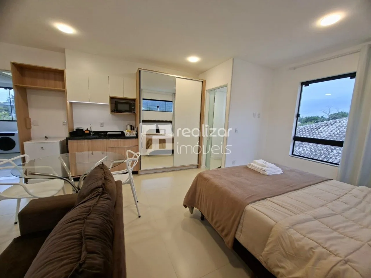 Furnished 30 m² studio with private garden — photo 2