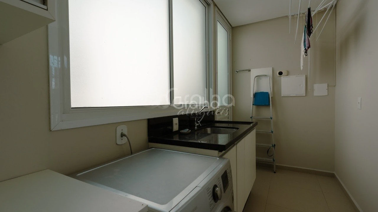 House, 343 m², with a bathtub — photo 4