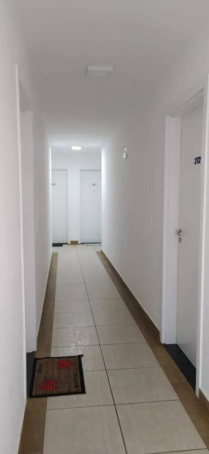 Wood or laminate floors in a 2-bedroom apartment, 68 m² — photo 15