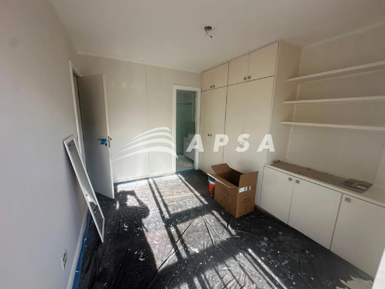 Unfurnished apartment with 3 bedrooms and 3 bathrooms — photo 5