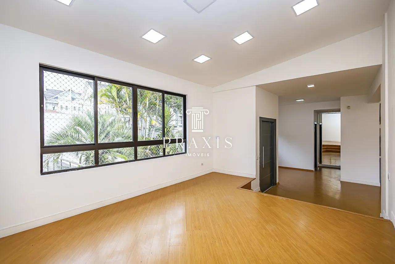 House with 3 bedrooms and 5 bathrooms, 5 parking spots — photo 11