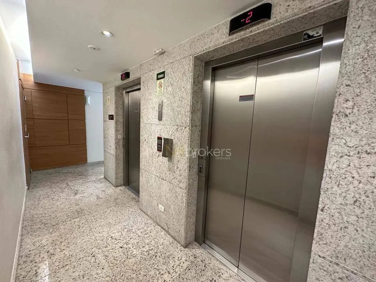 1-bedroom apartment with en-suite and a balcony — photo 13