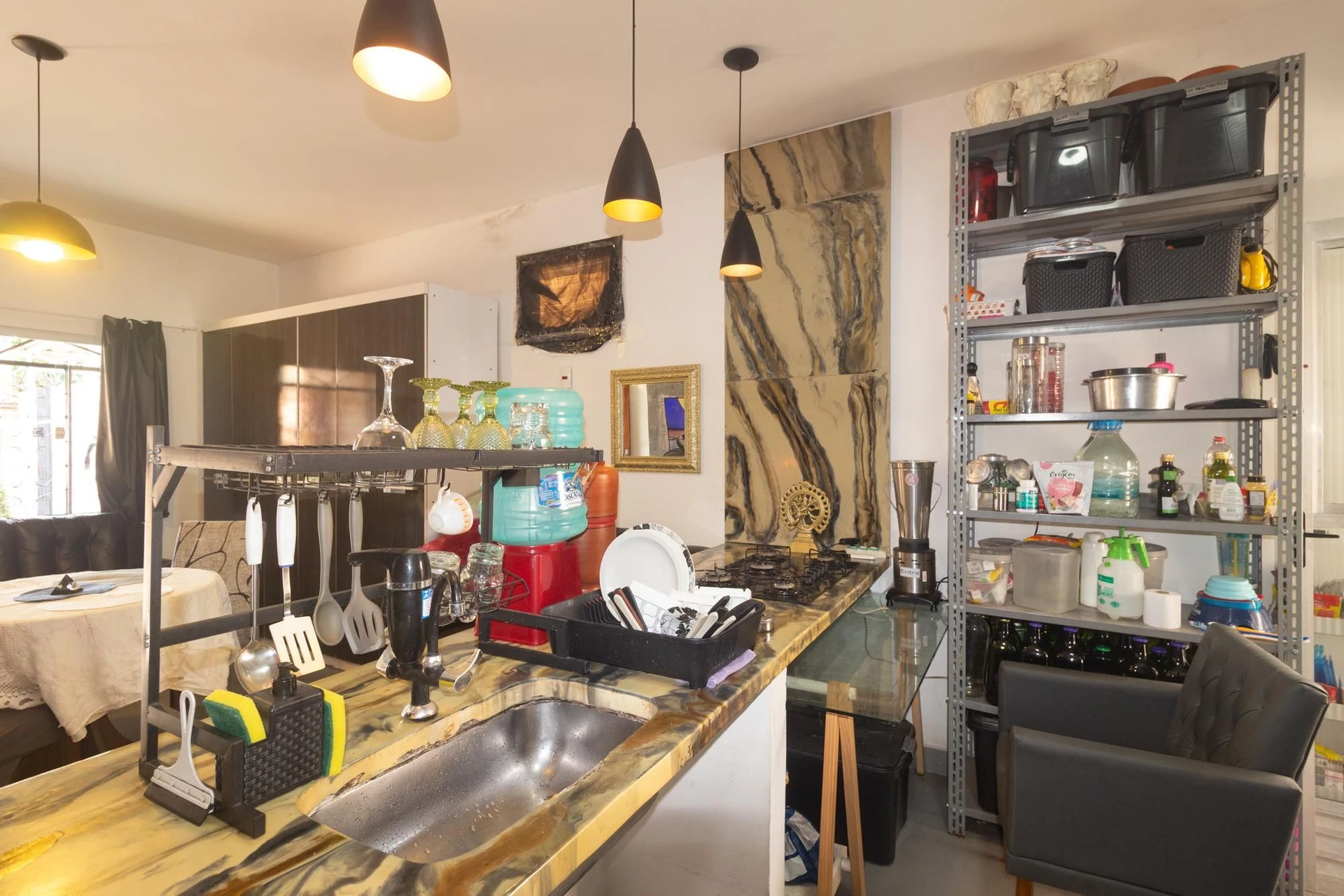 Furnished house with 2 bedrooms, garden and balcony — photo 4