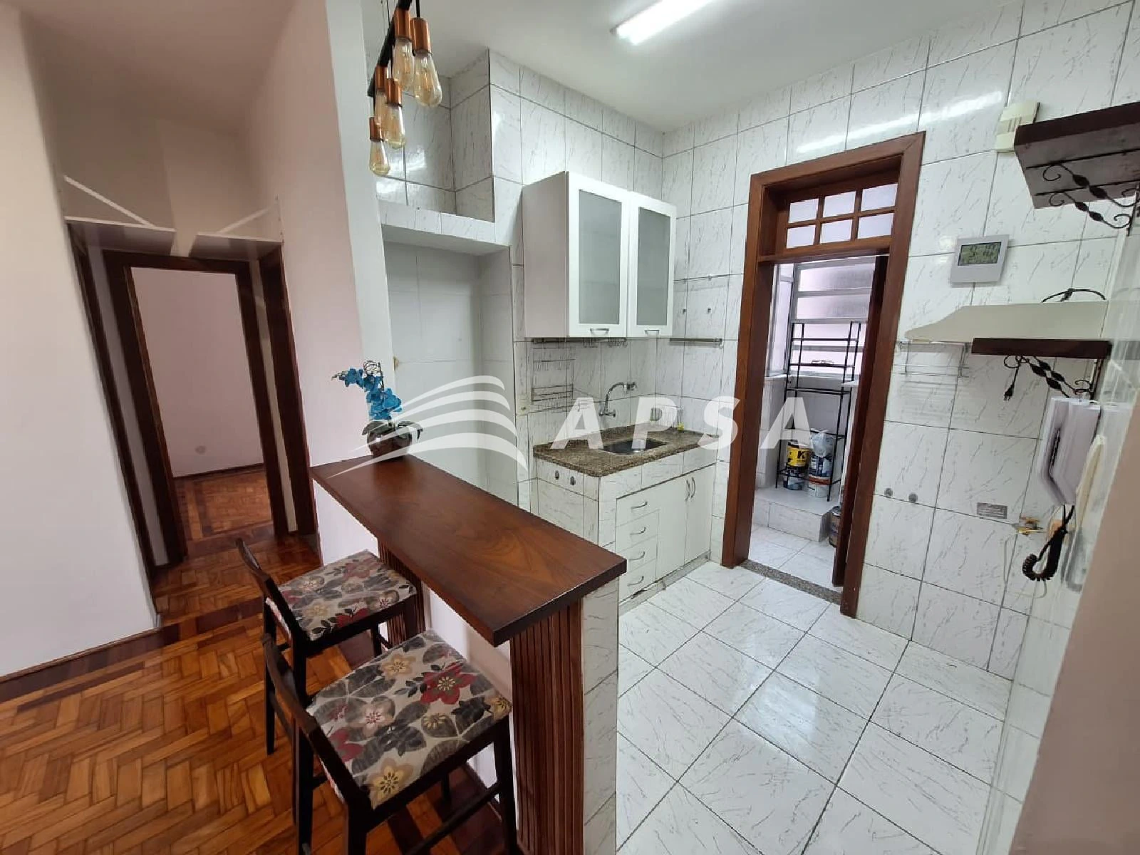 Apartment with 2 bedrooms and an open-plan kitchen — photo 8