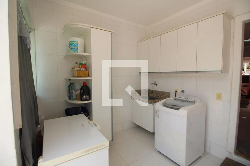 Condominium house with 4 bedrooms and 329 m² — photo 50