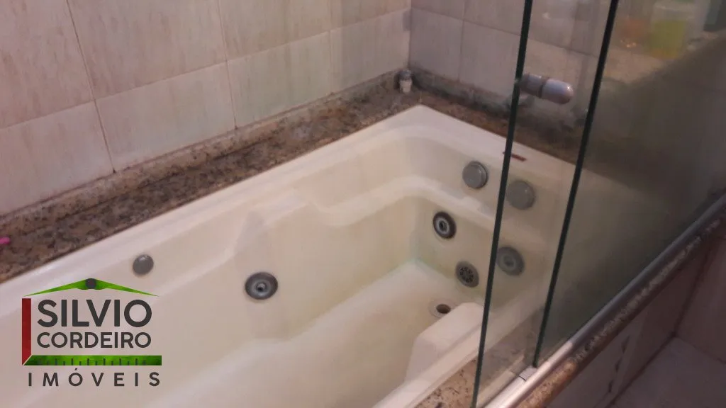 Ático amueblado de 3 dormitorios con 2 baños en suite — photo 6