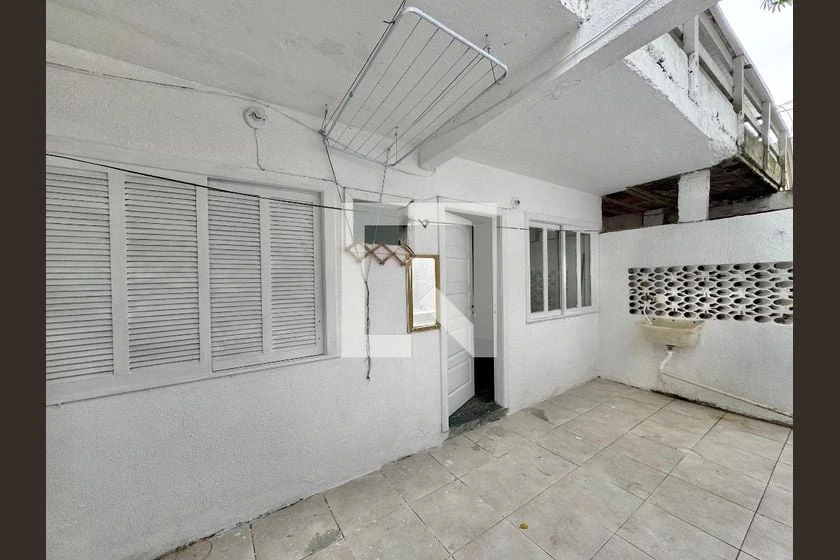 Garden in a one-bedroom house, 45 m² — photo 12