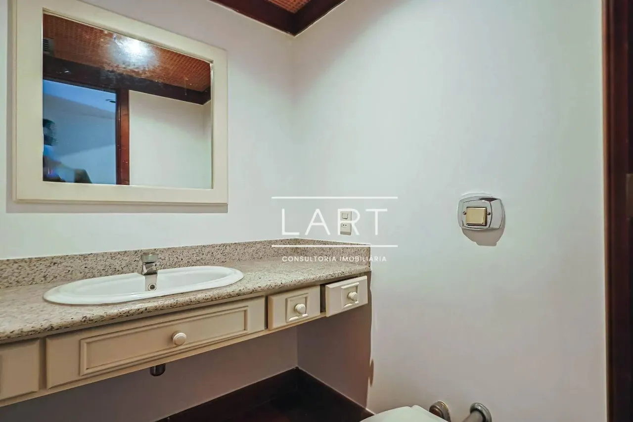 Apartamento com 4 dormitórios e 3 banheiros, 262 m² — photo 12