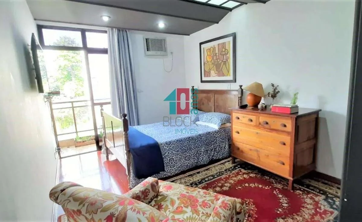 Квартира с 3 спальнями и застеклённым балконом — photo 15