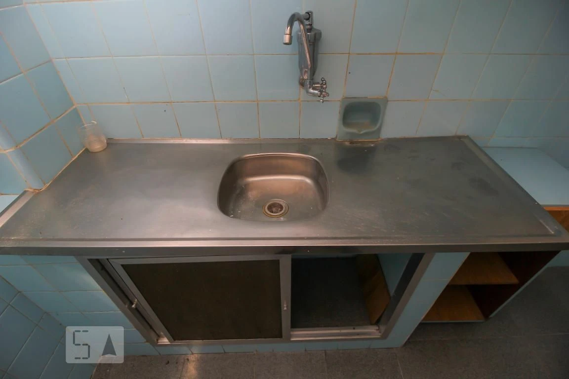 Unfurnished 2-bedroom apartment with 1 bathroom — photo 32