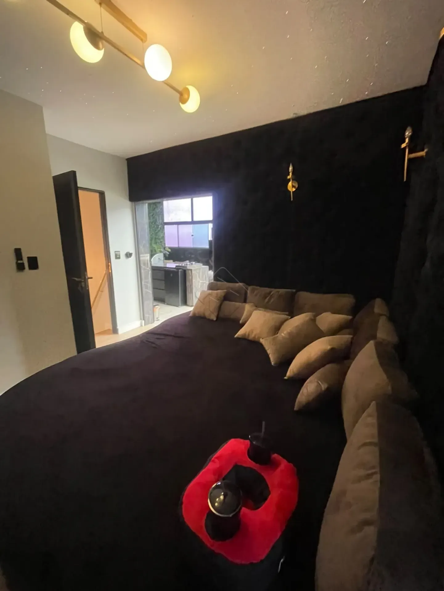 Furnished apartment, 123 m², with floor-to-ceiling windows — photo 18