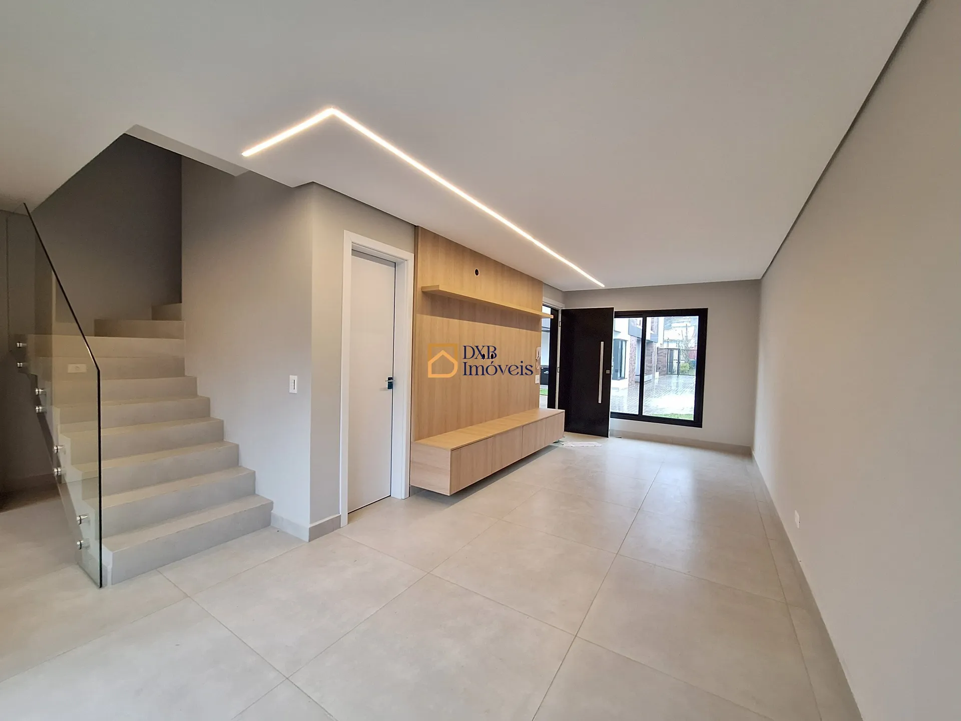 128 m² townhouse with 3 bedrooms and 2 parking spots