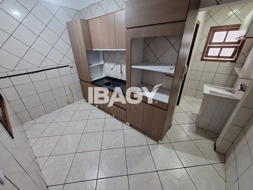 Casa de 3 dormitorios con parrilla de balcón — photo 9
