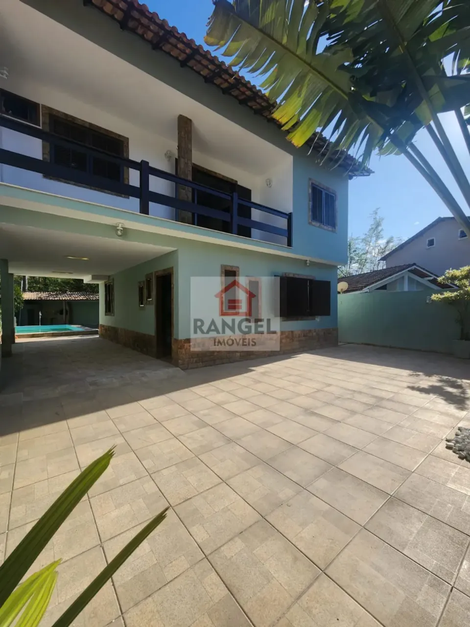 Condominium house with 5 bedrooms and 4 bathrooms — photo 20