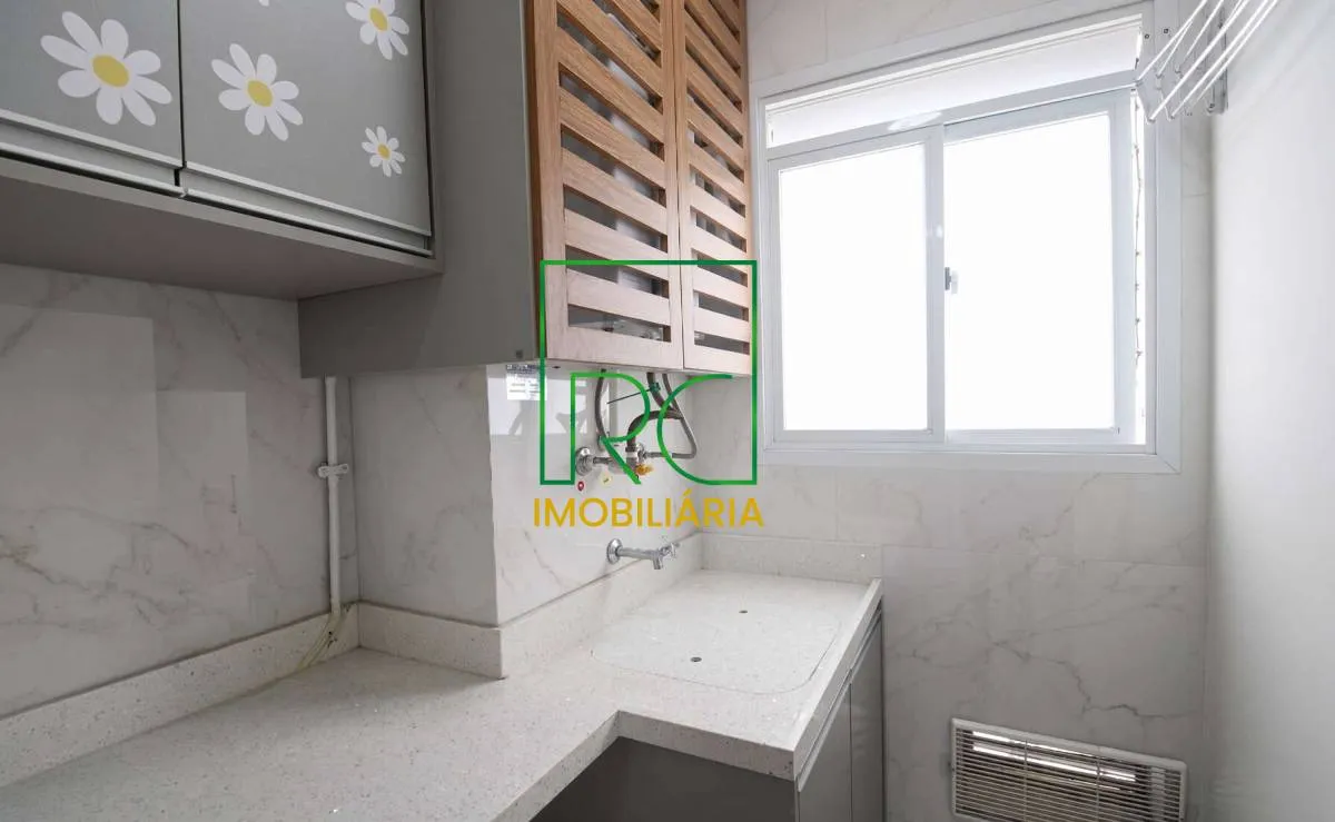 Mountain view in a 2-bedroom apartment, 44 m² — photo 26