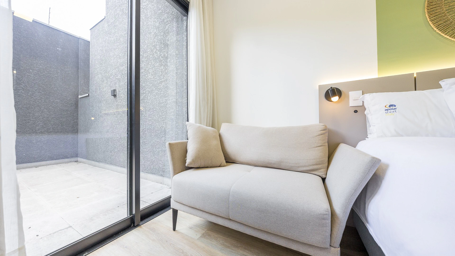 Apartamento amueblado de 1 dormitorio en primer piso — photo 4