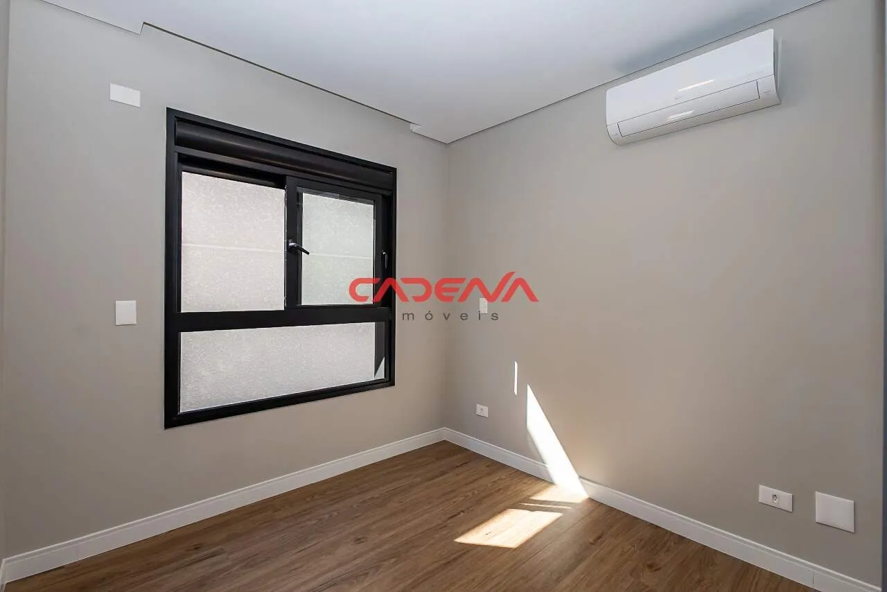 House with 4 bedrooms and 306 m² plus a balcony — photo 17