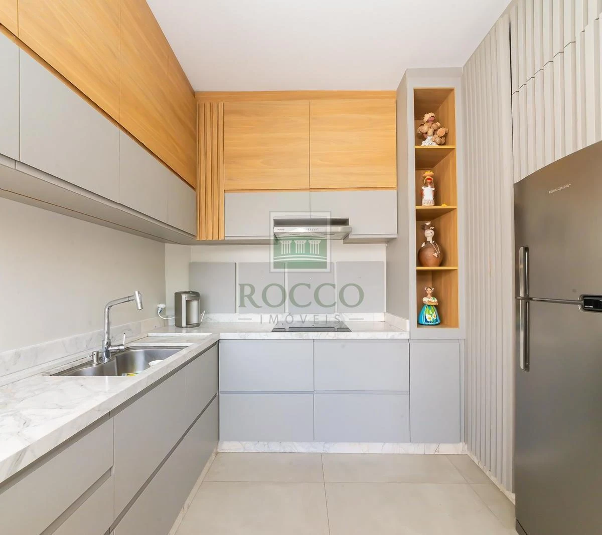3-bedroom apartment with a washing machine in Curitiba — photo 4