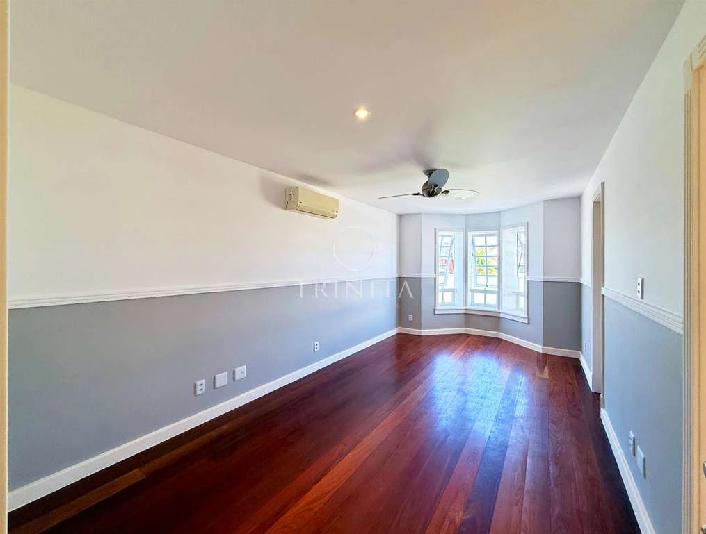 Casa mobiliada com 4 quartos e 6 banheiros 660 m² — photo 23