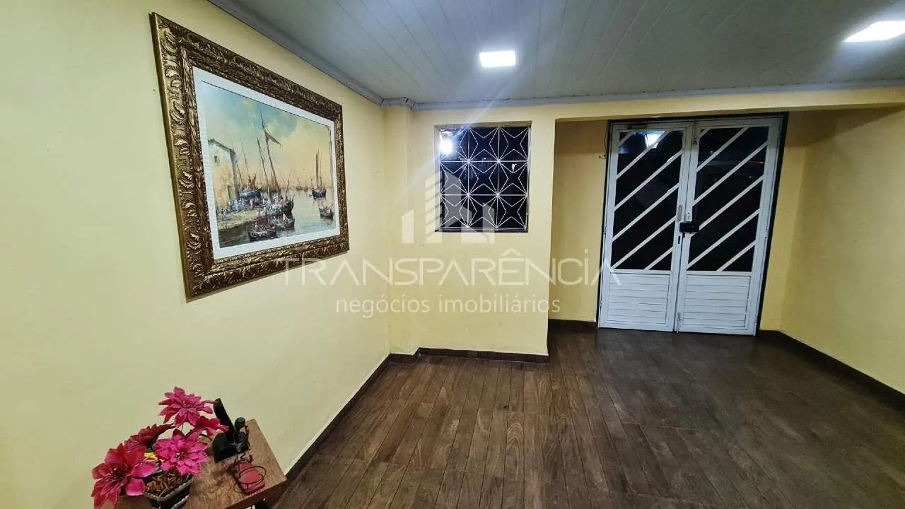 Wood or laminate floors in a 2-bedroom apartment, 45 m² — photo 20