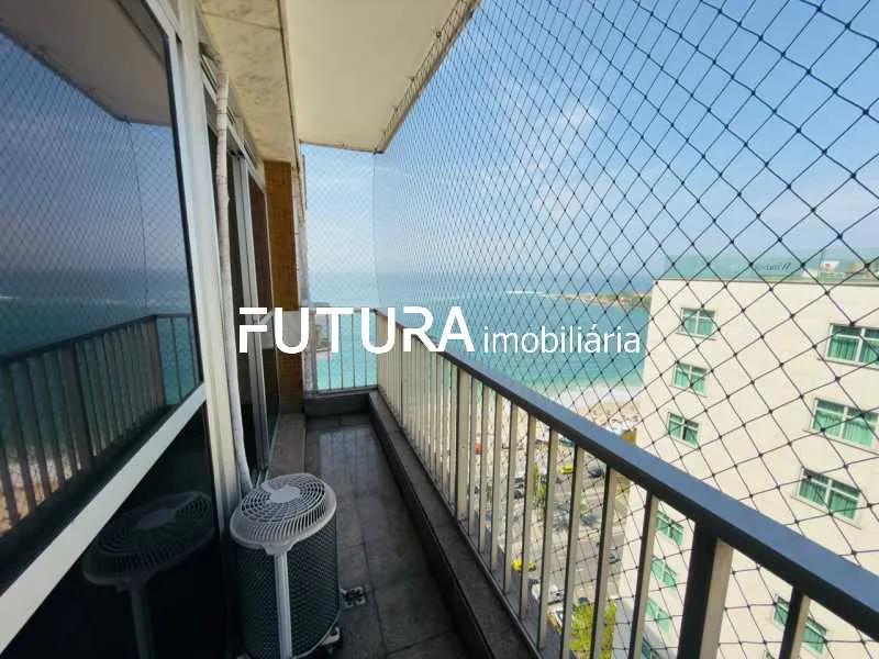 Duplex penthouse with 4 bedrooms and 5 bathrooms — photo 16