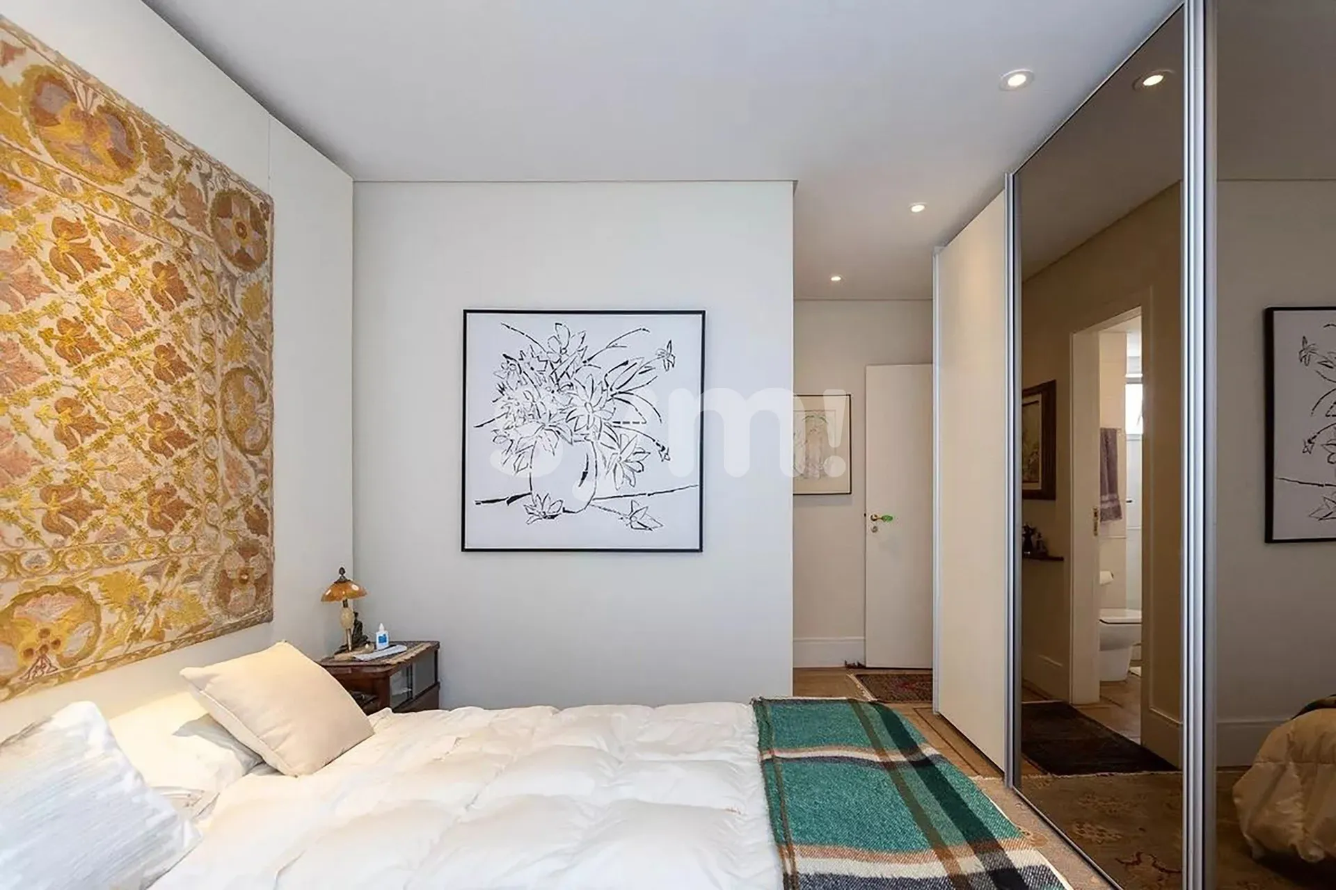 3-bedroom top-floor apartment with gas kitchen — photo 28