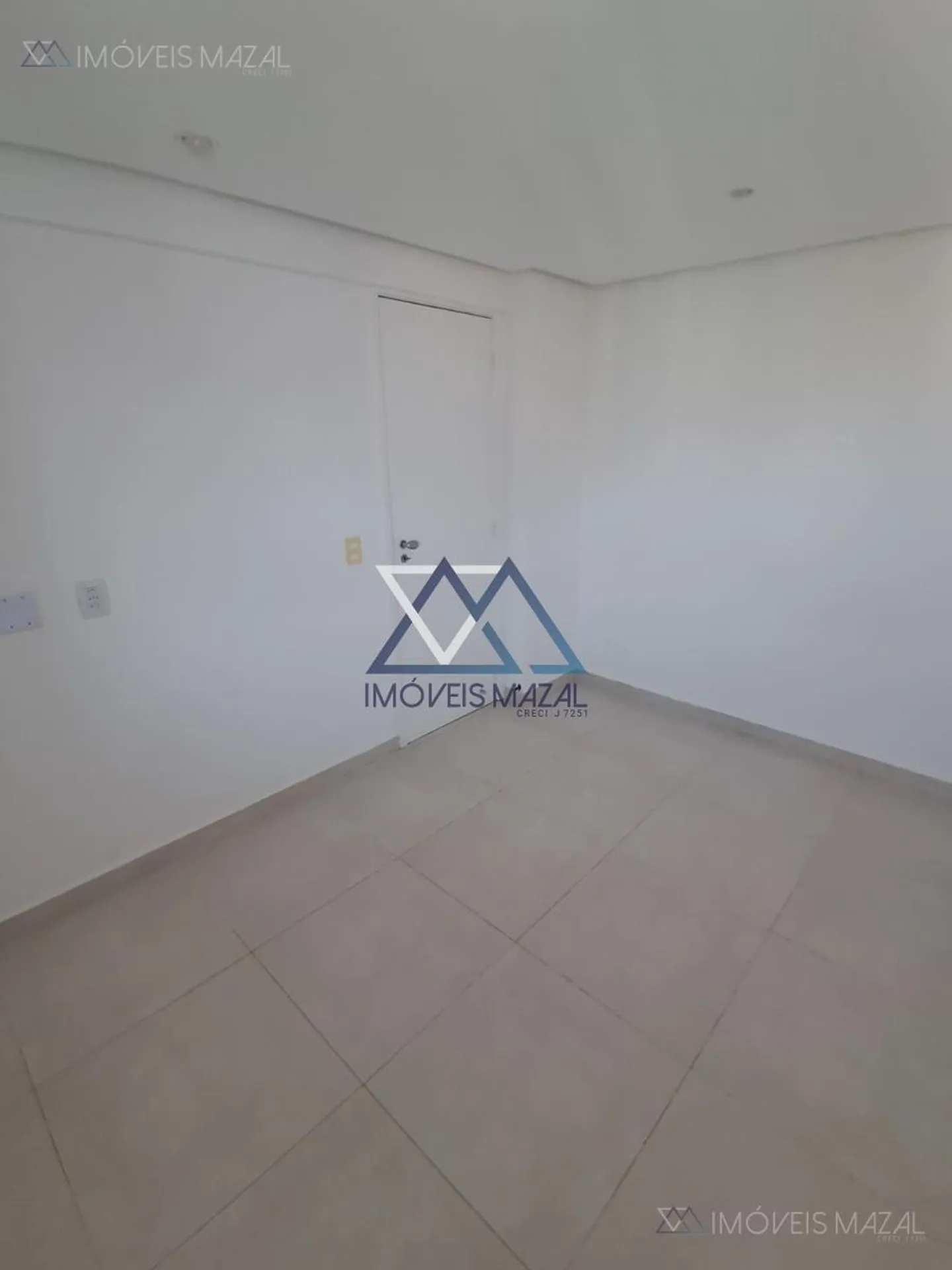 Rental apartment with 3 bedrooms and 4 bathrooms — photo 41