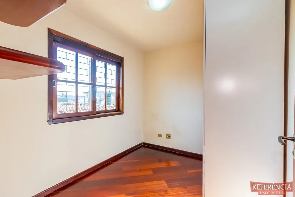 3-bedroom house with a home office — photo 12