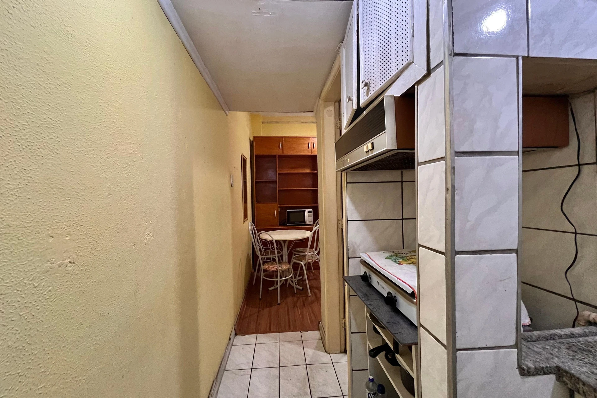 Дерев'яна підлога або ламінат та 1 спальня: квартира 31 м² — photo 13