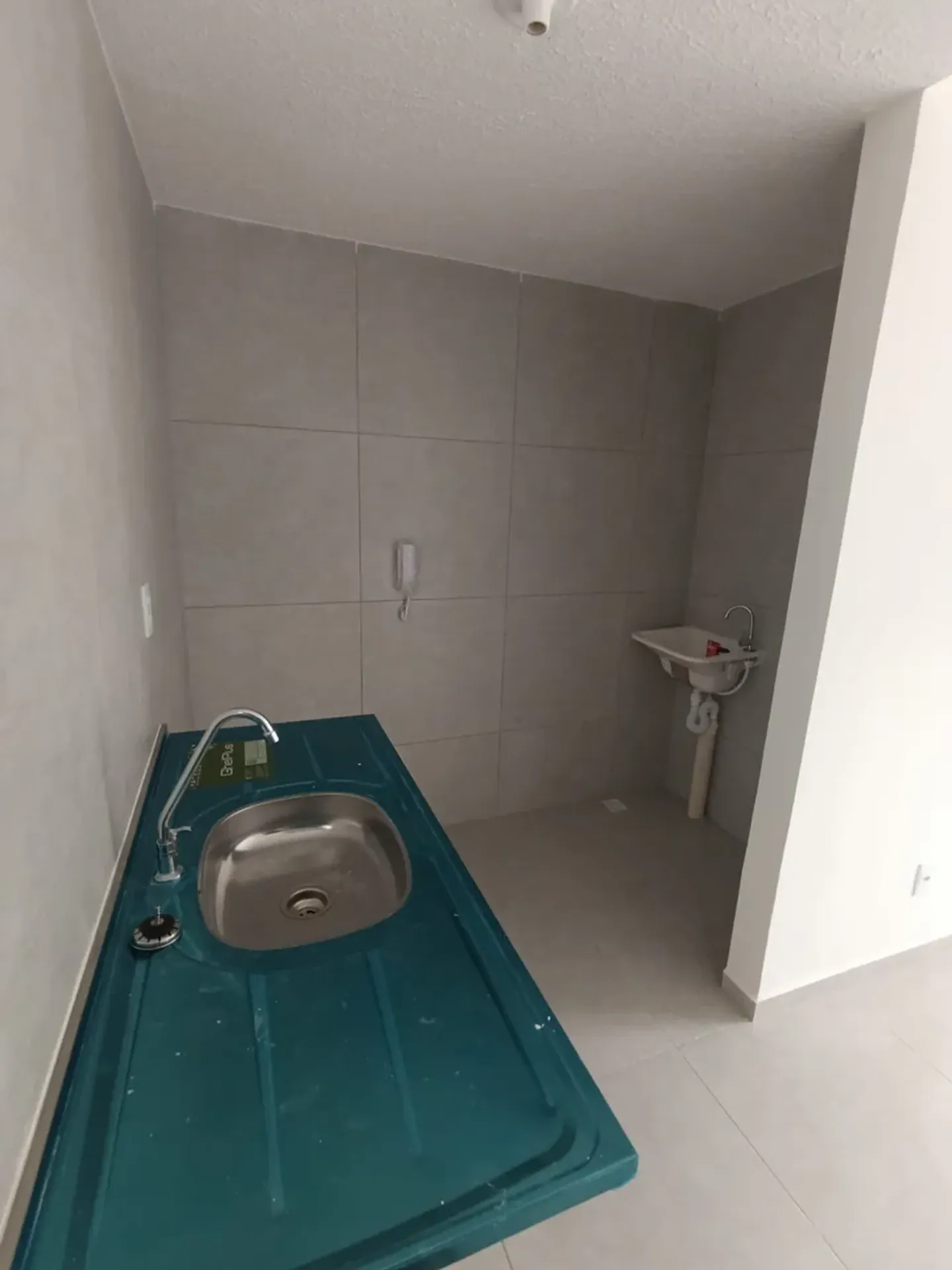2-bedroom rental apartment with 52 m² and 1 parking — photo 2