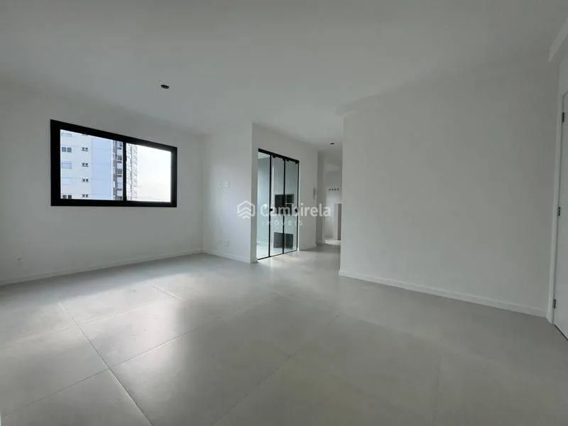 Furnished 73 m² apartment with 2 bedrooms and 2 parking spaces — photo 17