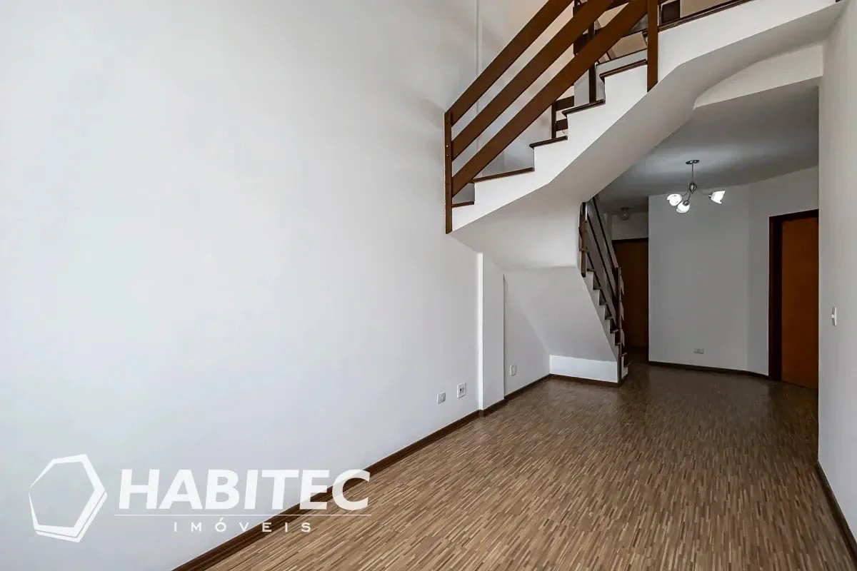 Wood or laminate floors in a 3-bedroom apartment, 102 m² — photo 22
