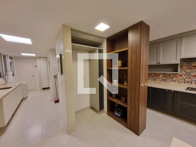 Washing machine in a 3-bedroom apartment, 300 m² — photo 10