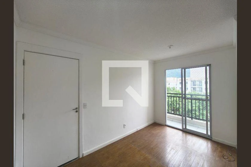 Apartamento de 2 quartos com vista para as montanhas