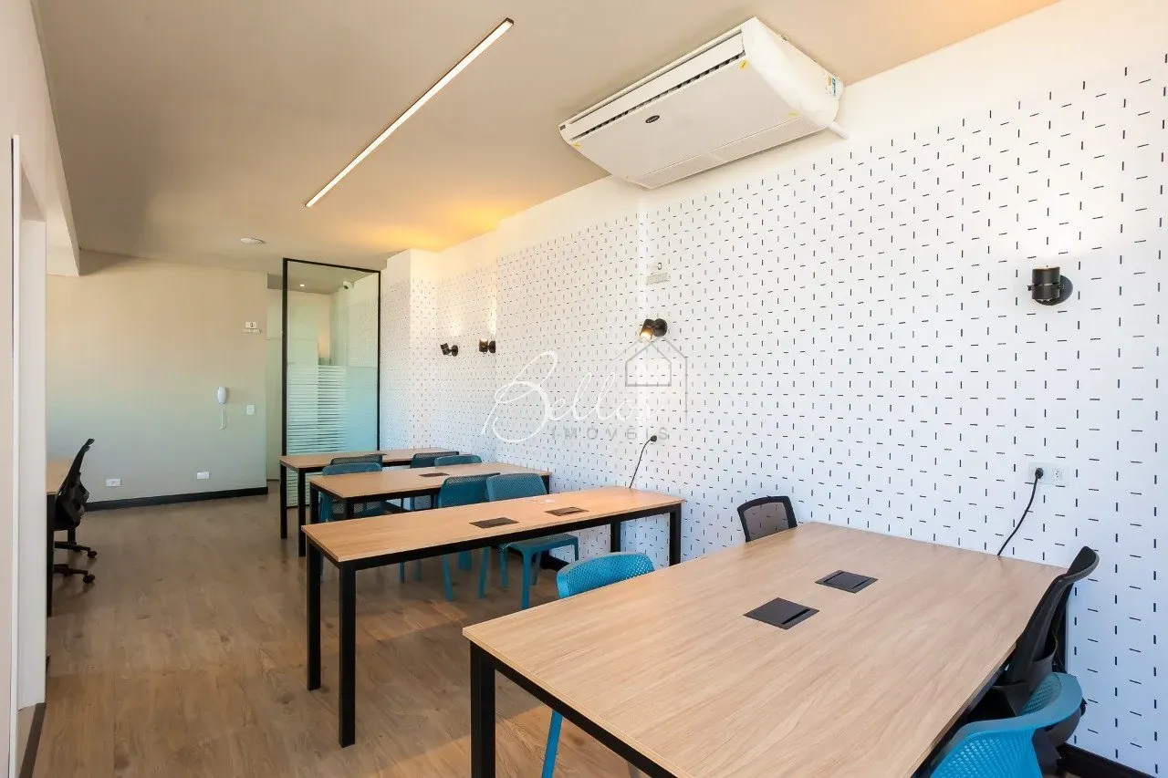 1-bedroom apartment with balcony and 61 m² — photo 7