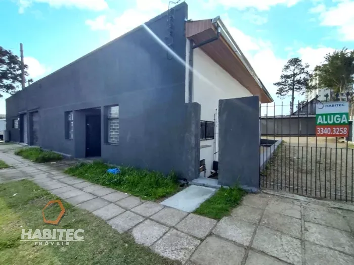 161 m² house with 6 bedrooms and 2 bathrooms