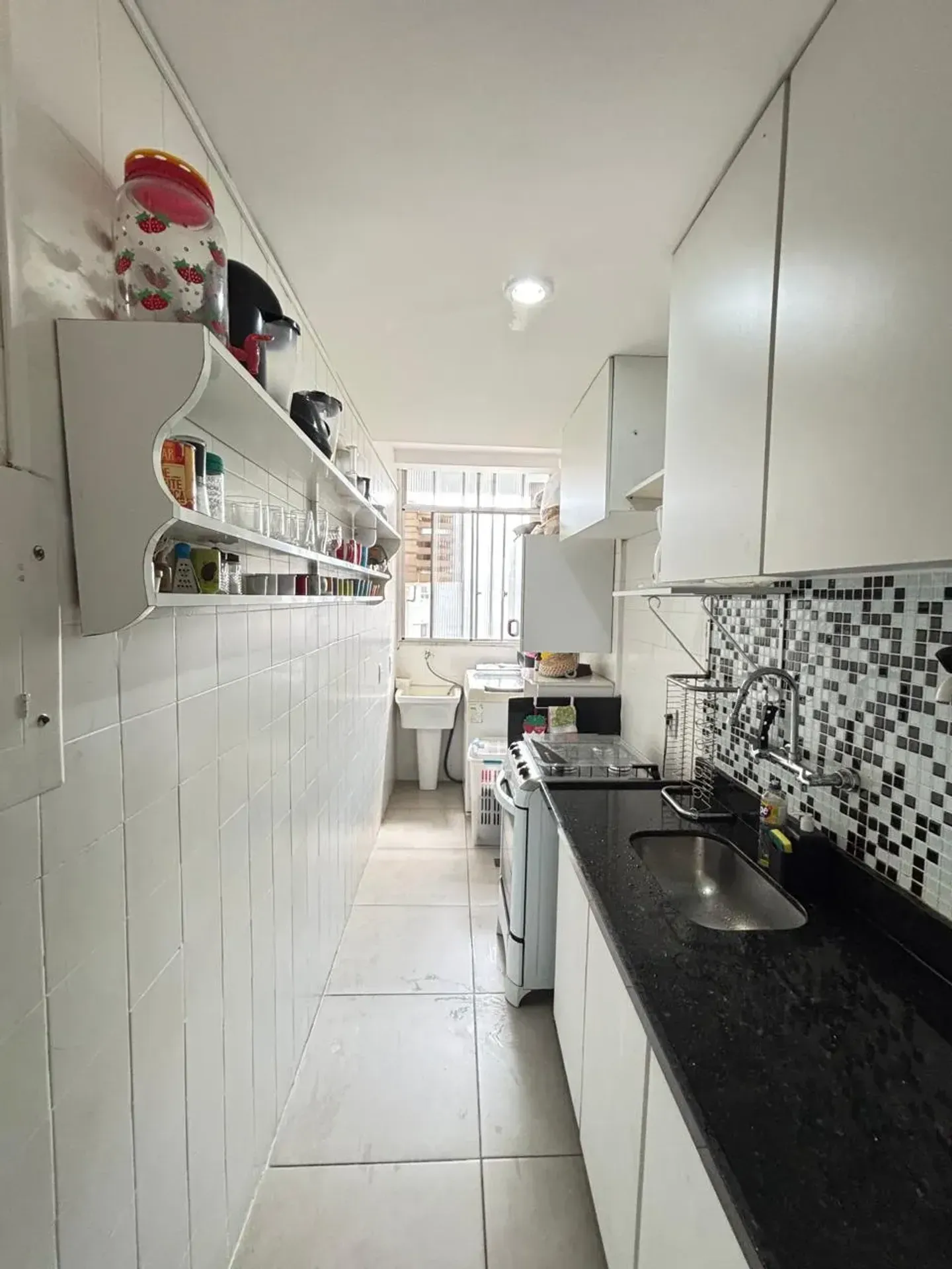 2-bedroom apartment with 3 bathrooms and parking space — photo 34