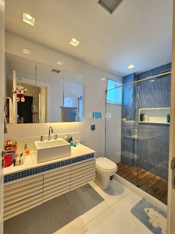 Casa com 4 dormitórios e 5 banheiros, 650 m² — photo 44