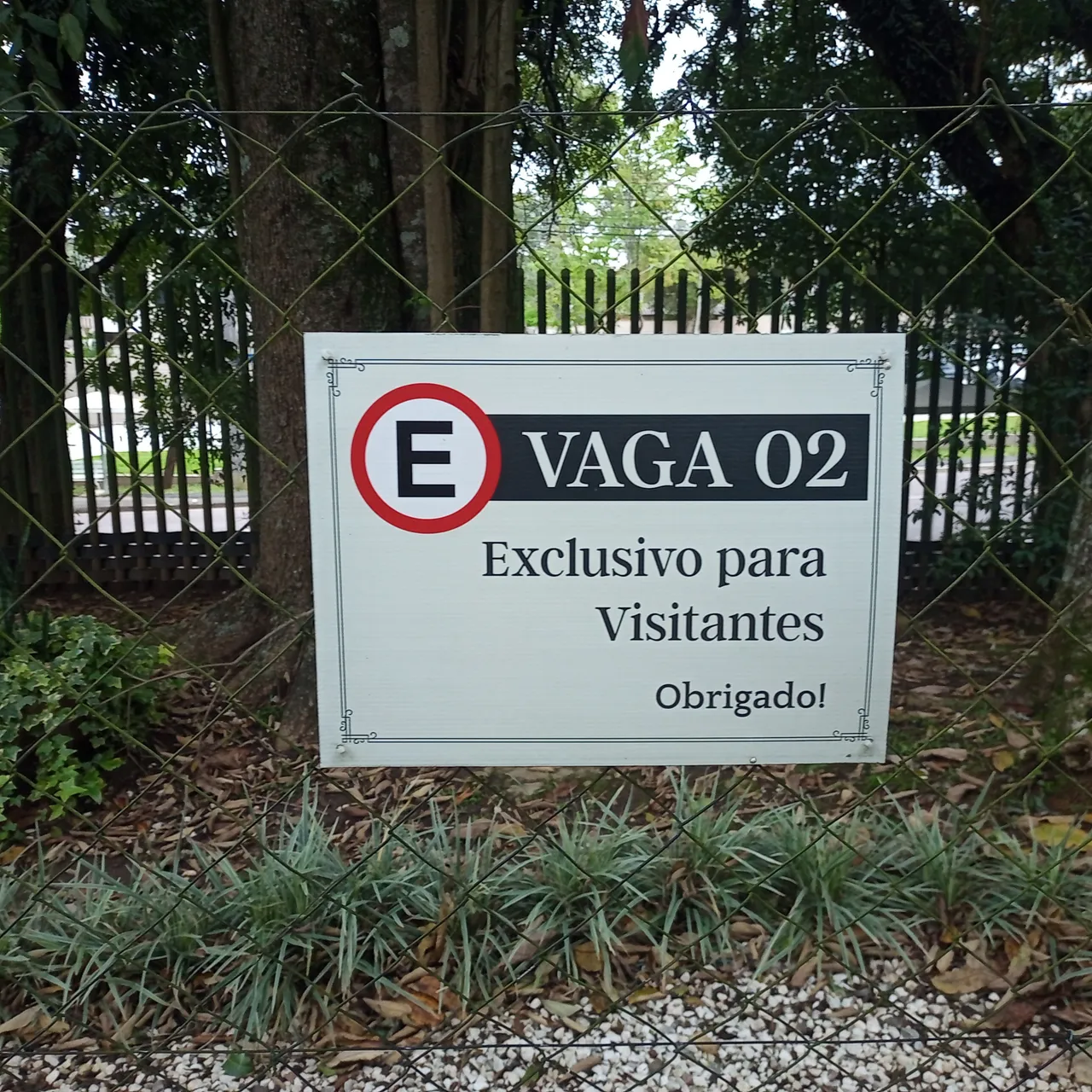3-bedroom apartment in a building with a gym — photo 14