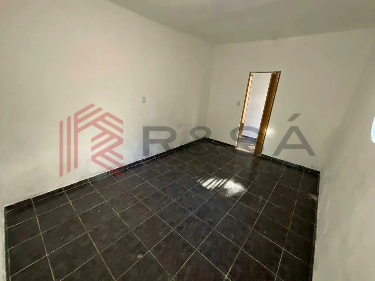 Rental house with 2 bedrooms and 1 bathroom — photo 9