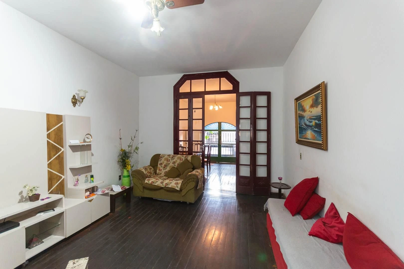 House with 3 bedrooms, 1 en-suite and 2 parking spaces — photo 6