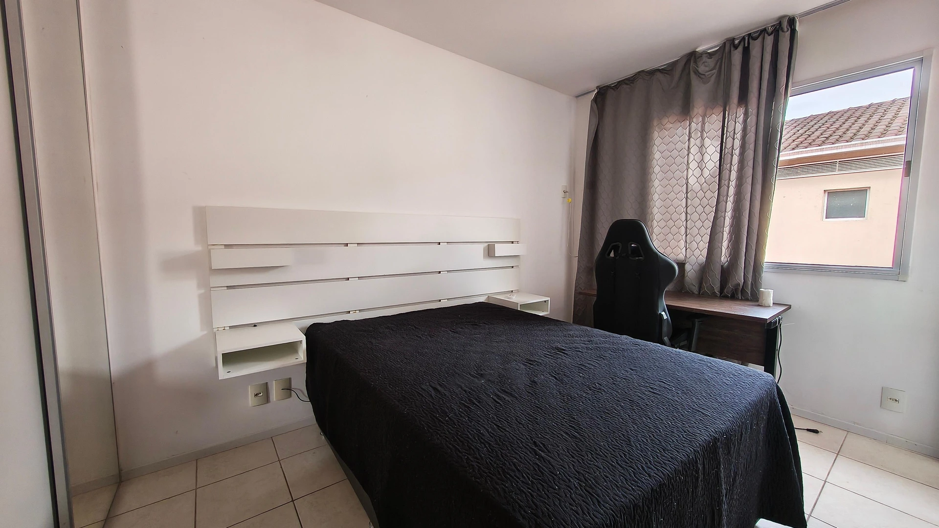 Меблированный дом: 3 спальни и 3 ванные, 1 парковка — photo 4